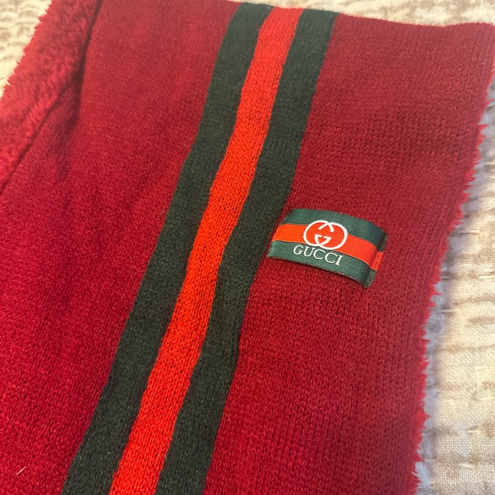 GUCCI Scarf - Picture 2 of 5